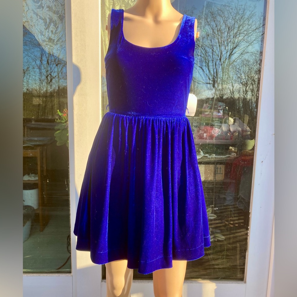 NWTs Cobalt Blue/Purple Velvet Formal Dress